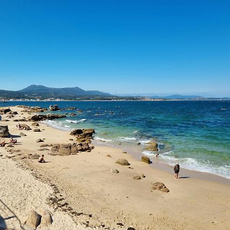 Piso De 3 Habitaciones A 3 Minutos De La Playa. Ribeira Exteriör bild