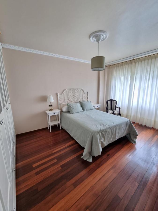 Piso De 3 Habitaciones A 3 Minutos De La Playa. Ribeira Exteriör bild